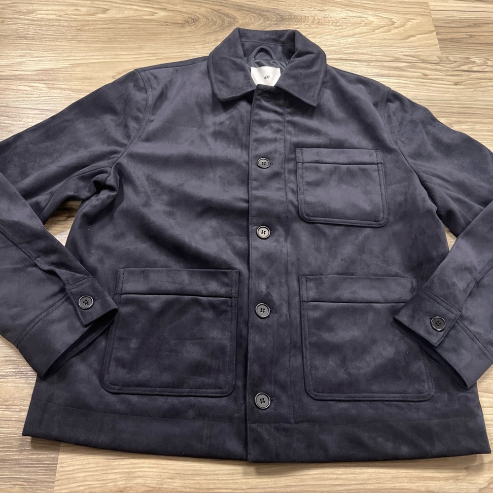 H&M Faux Suede Shirt Jacket Button Up Navy Patch Pockets Men’s Size Medium NWOT